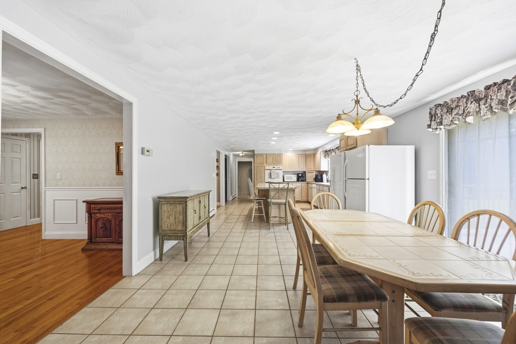 7 Fuller Lane Boxford, MA 01921 - Photo 15 of 39 Gallery Image 15