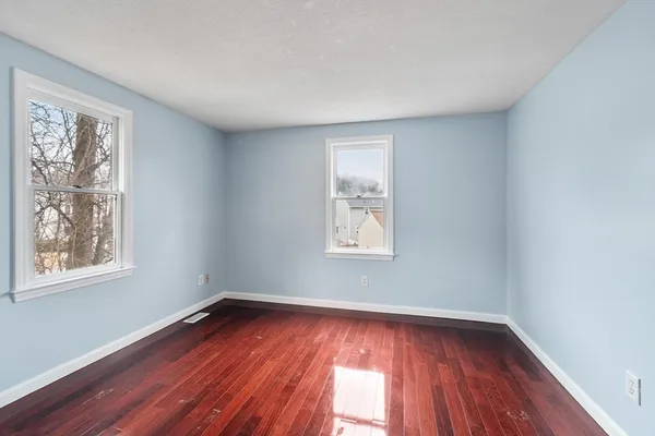 $3,600 | 29 Lamplighter Lane, North Chelmsford, MA 01863
