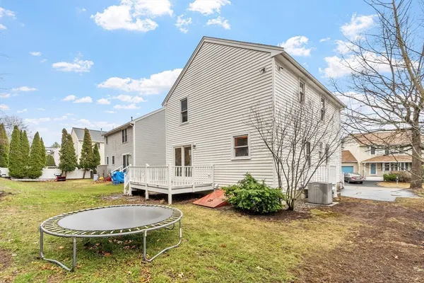 $3,600 | 29 Lamplighter Lane, Chelmsford, MA 01863