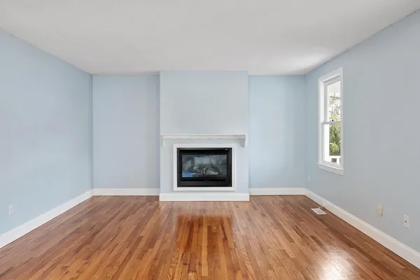$3,600 | 29 Lamplighter Lane, North Chelmsford, MA 01863