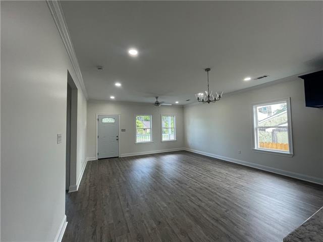 12 Coffee Drive Chalmette, LA 70043 - Photo 3 of 15