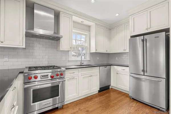 $1,250,000 | 35 Wildwood Road, New Rochelle, NY 10804