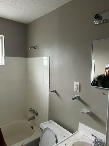 $1,095,000 | 3250 Guernsey Avenue, Memphis, TN 38112