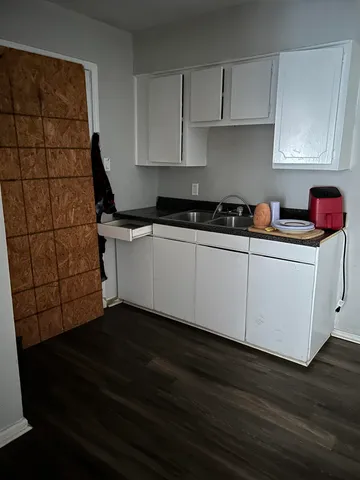 $1,095,000 | 3250 Guernsey Avenue, Memphis, TN 38112