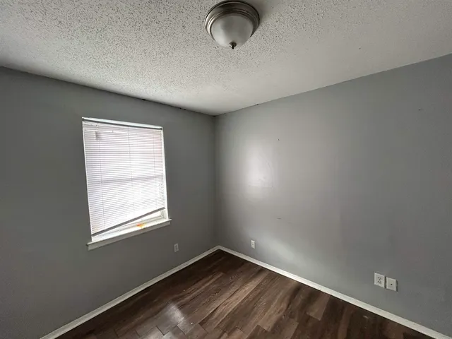 $1,095,000 | 3250 Guernsey Avenue, Memphis, TN 38112