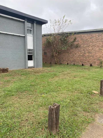 $1,095,000 | 3250 Guernsey Avenue, Memphis, TN 38112