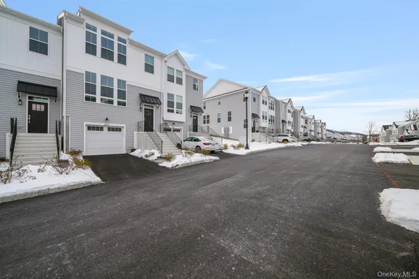 $4,600 | 4034 Chestnut Rdg Road, Unit 62, Fishkill, NY 12524