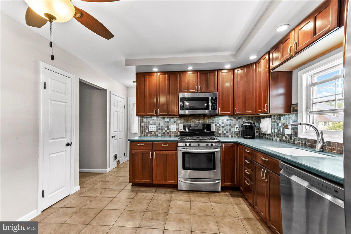 13 McCormick Avenue Ridley Park, PA 19078 - Photo 10 of 41 Kitchen