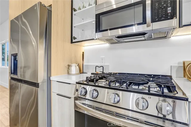 $1,595,000 | 6900 Corbin Avenue, Reseda, CA 91335