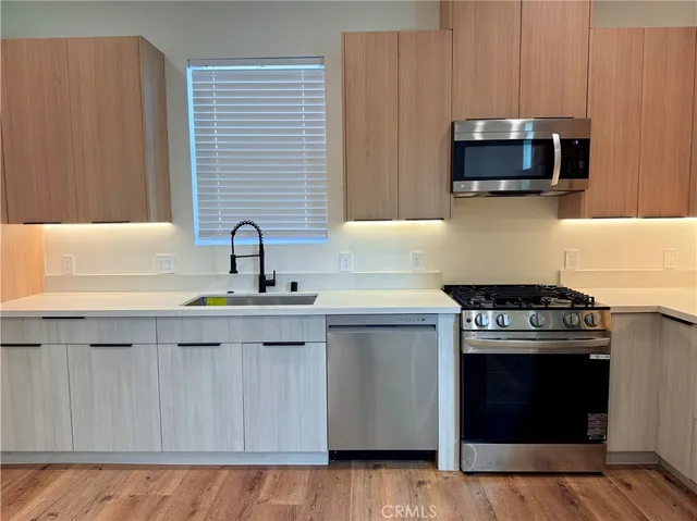 $1,595,000 | 6900 Corbin Avenue, Reseda, CA 91335