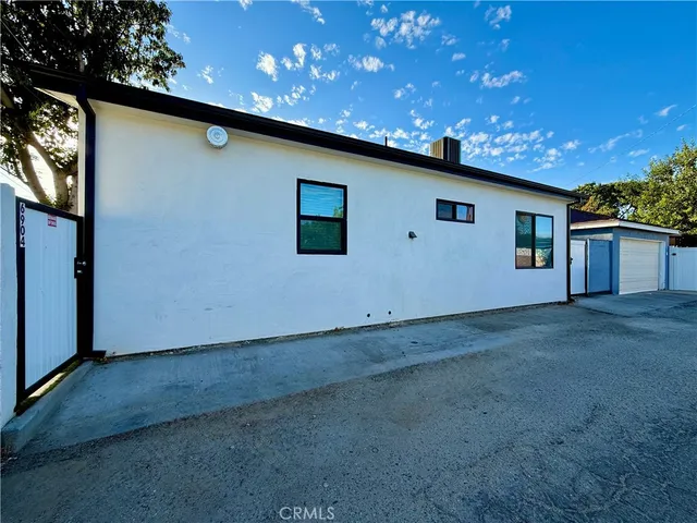 $1,595,000 | 6900 Corbin Avenue, Reseda, CA 91335
