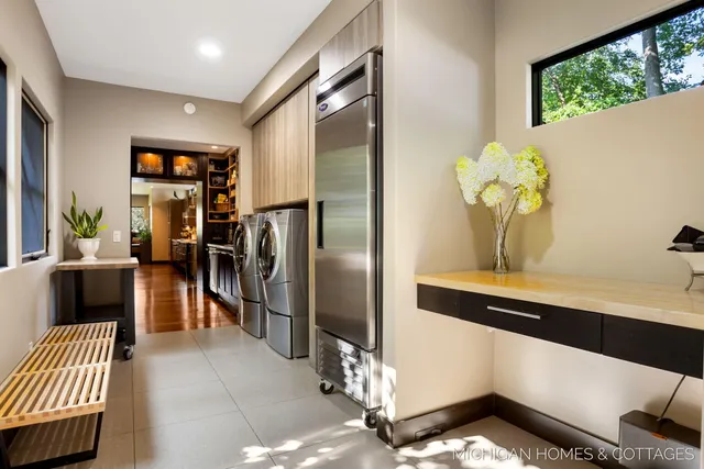 $2,450,000 | 3192 Beach Trail Drive, Saugatuck, MI 49453