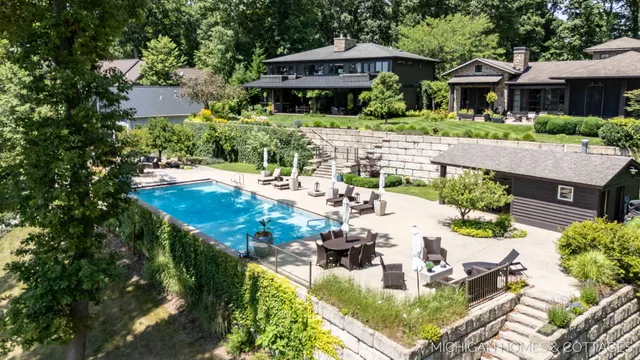 $2,450,000 | 3192 Beach Trail Drive, Saugatuck, MI 49453