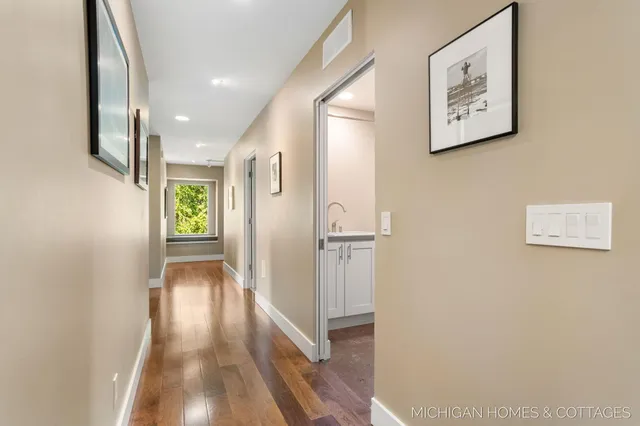 $2,450,000 | 3192 Beach Trail Drive, Saugatuck, MI 49453