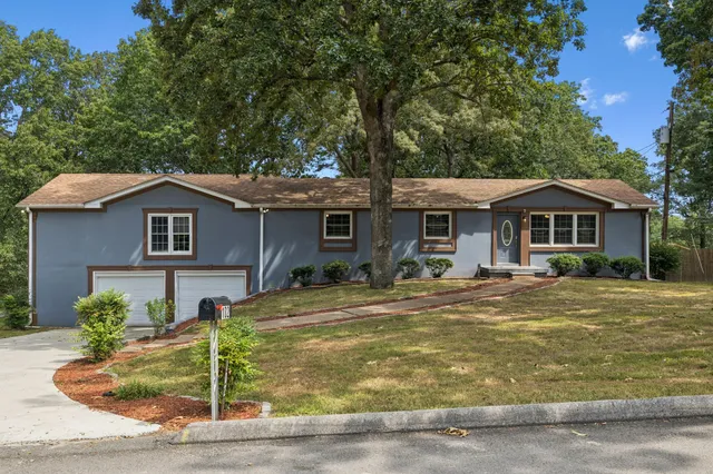 $2,700 | 102 Warren Place, Dickson, TN 37055