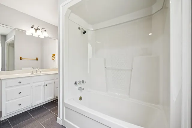 $2,700 | 102 Warren Place, Dickson, TN 37055