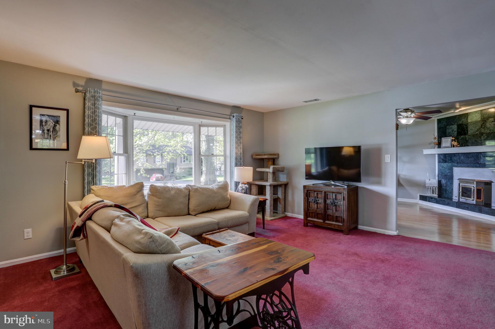3 Sherri Lane Lititz, PA 17543 - Photo 5 of 42 Living Room