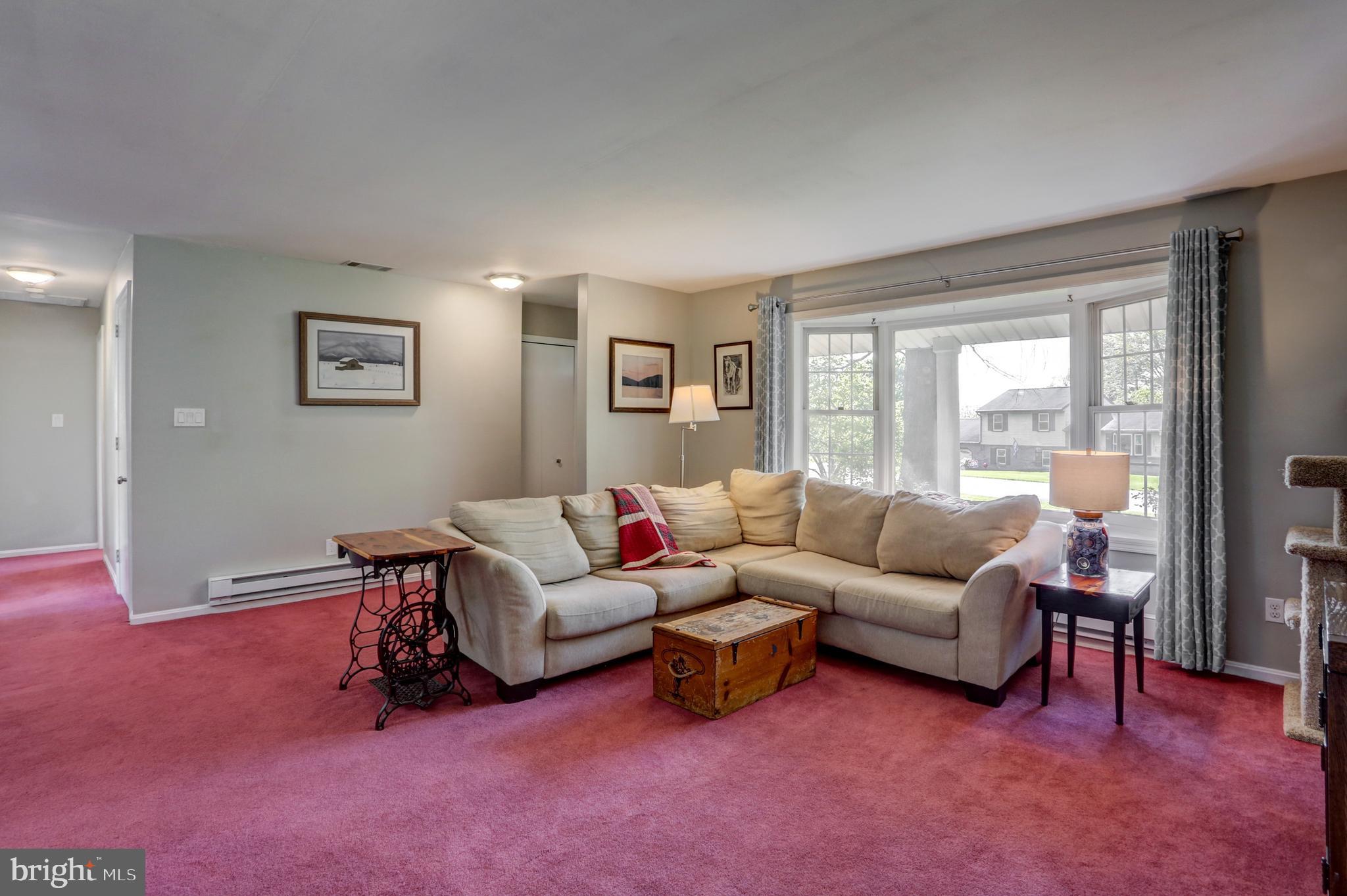 3 Sherri Lane Lititz, PA 17543 - Photo 6 of 42 Living Room