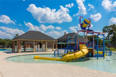 $320,000 | 15922 Azalea Shores Court, Houston, TX 77044