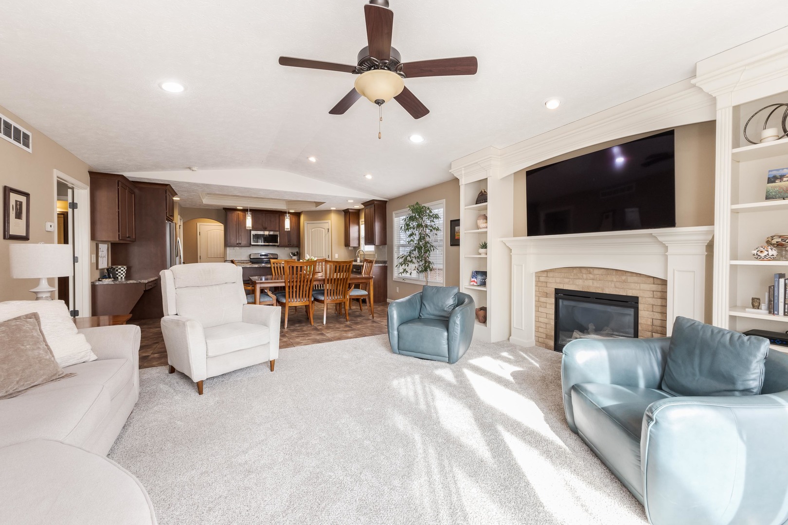 3001 East Raab Road Normal, IL 61761 - Photo 17 of 54