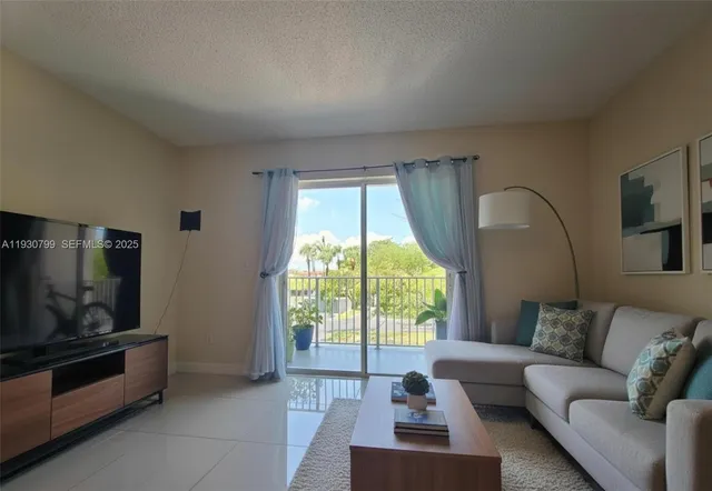 $220,949 | 8200 Southwest 210th Street, Unit 103, Cutler Bay, FL 33189