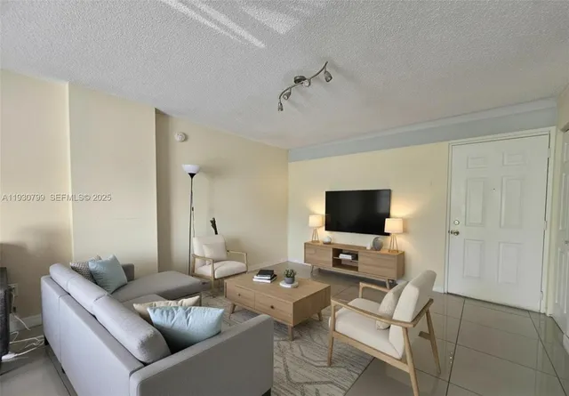 $220,949 | 8200 Southwest 210th Street, Unit 103, Cutler Bay, FL 33189