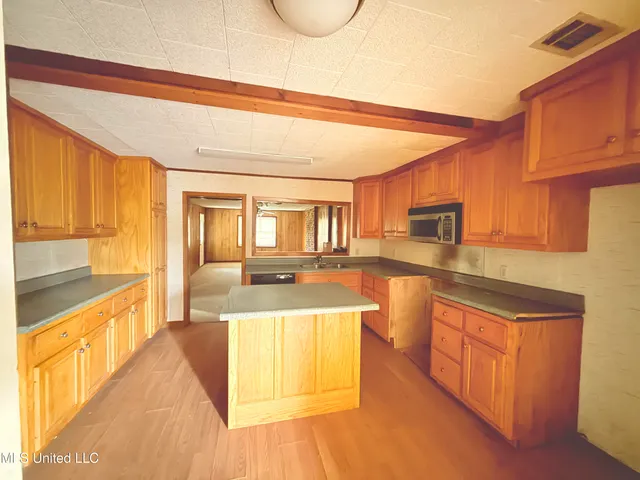 $140,000 | 1549 Highway 51, Winona, MS 38967