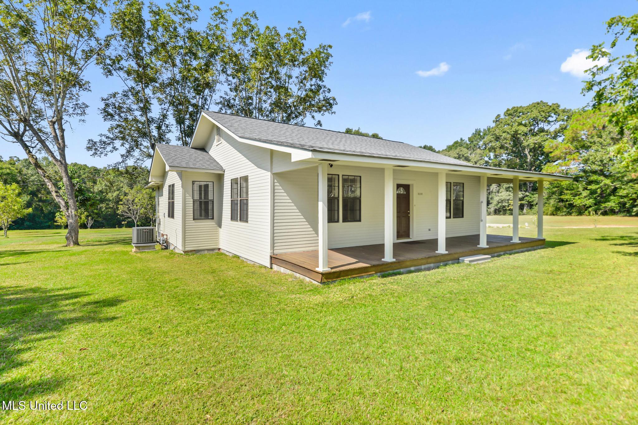 3281 Main Street Lucedale, MS 39452 - Photo 2 of 45 002