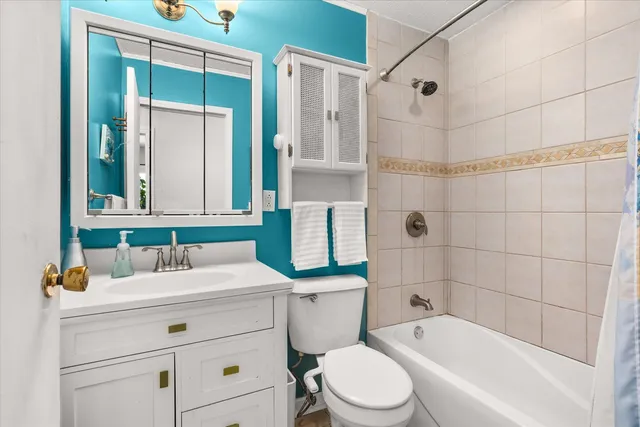 $264,000 | 177 Shady Lane, Bolingbrook, IL 60440