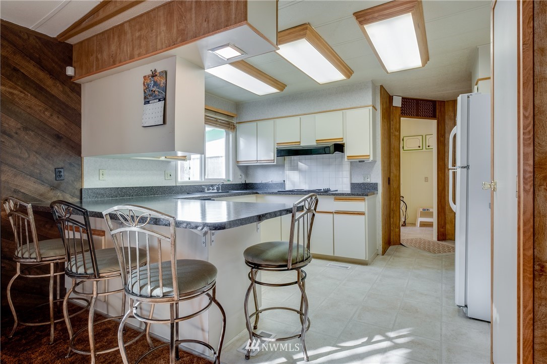 227 Southwest Dogwood Road Port Orchard, WA 98367 - Photo 6 of 25 Gallery Image 6