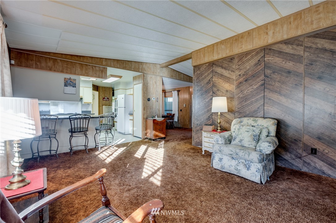 227 Southwest Dogwood Road Port Orchard, WA 98367 - Photo 8 of 25 Gallery Image 8