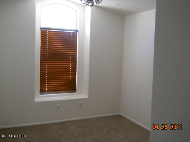 4511 West Beverly Road Laveen, AZ 85339 - Photo 10 of 22 4511 BED 2