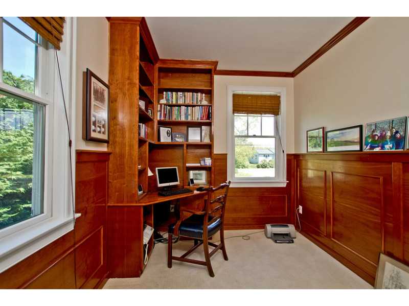 527 West Beach Road Charlestown, RI 02813 - Photo 14 of 25 Studio/Study/Office.