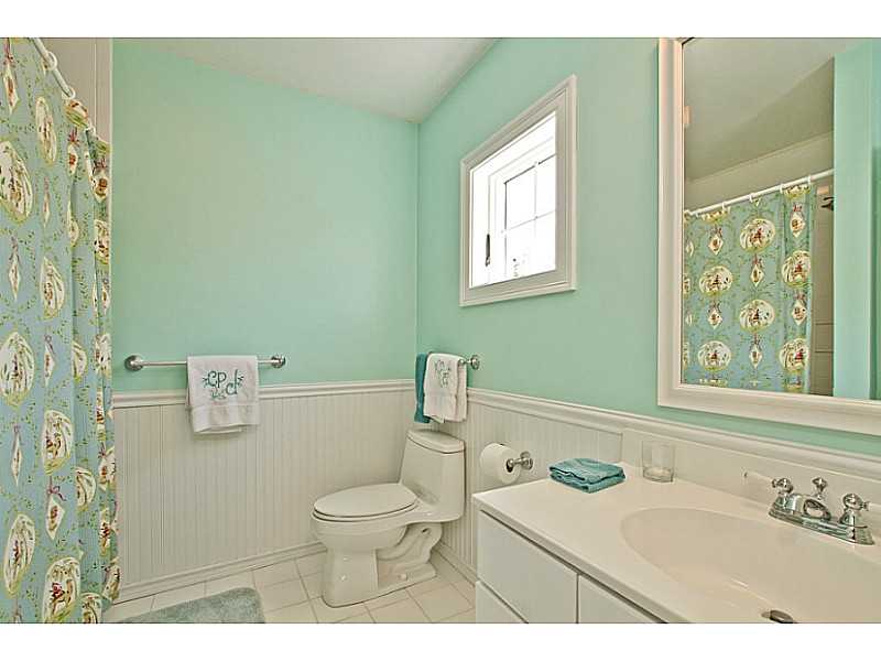 527 West Beach Road Charlestown, RI 02813 - Photo 22 of 25 Bathroom.