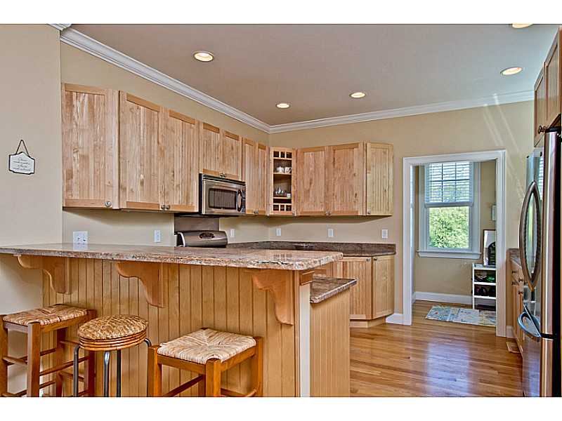 527 West Beach Road Charlestown, RI 02813 - Photo 7 of 25 Kitchen.