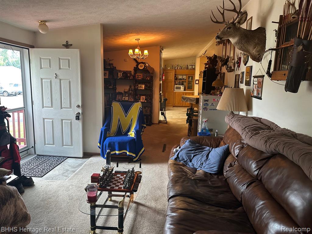 189 Chinkapin Rill Fenton, MI 48430 - Photo 5 of 15