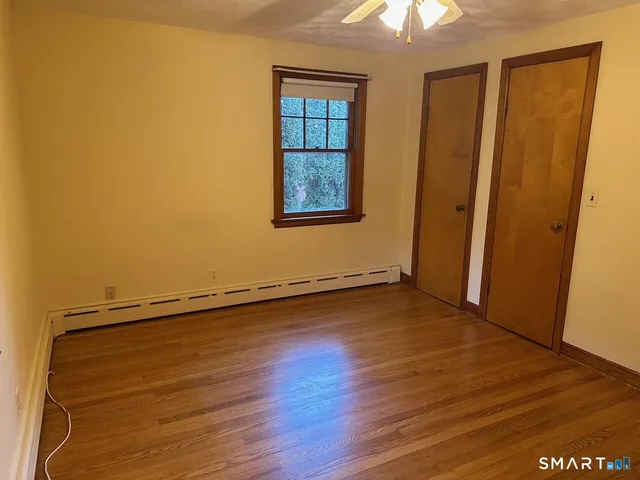 $2,800 | 989 North Farms Road, Wallingford, CT 06492