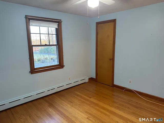 $2,800 | 989 North Farms Road, Wallingford, CT 06492