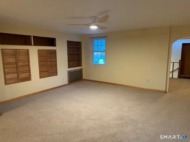 $2,800 | 989 North Farms Road, Wallingford, CT 06492