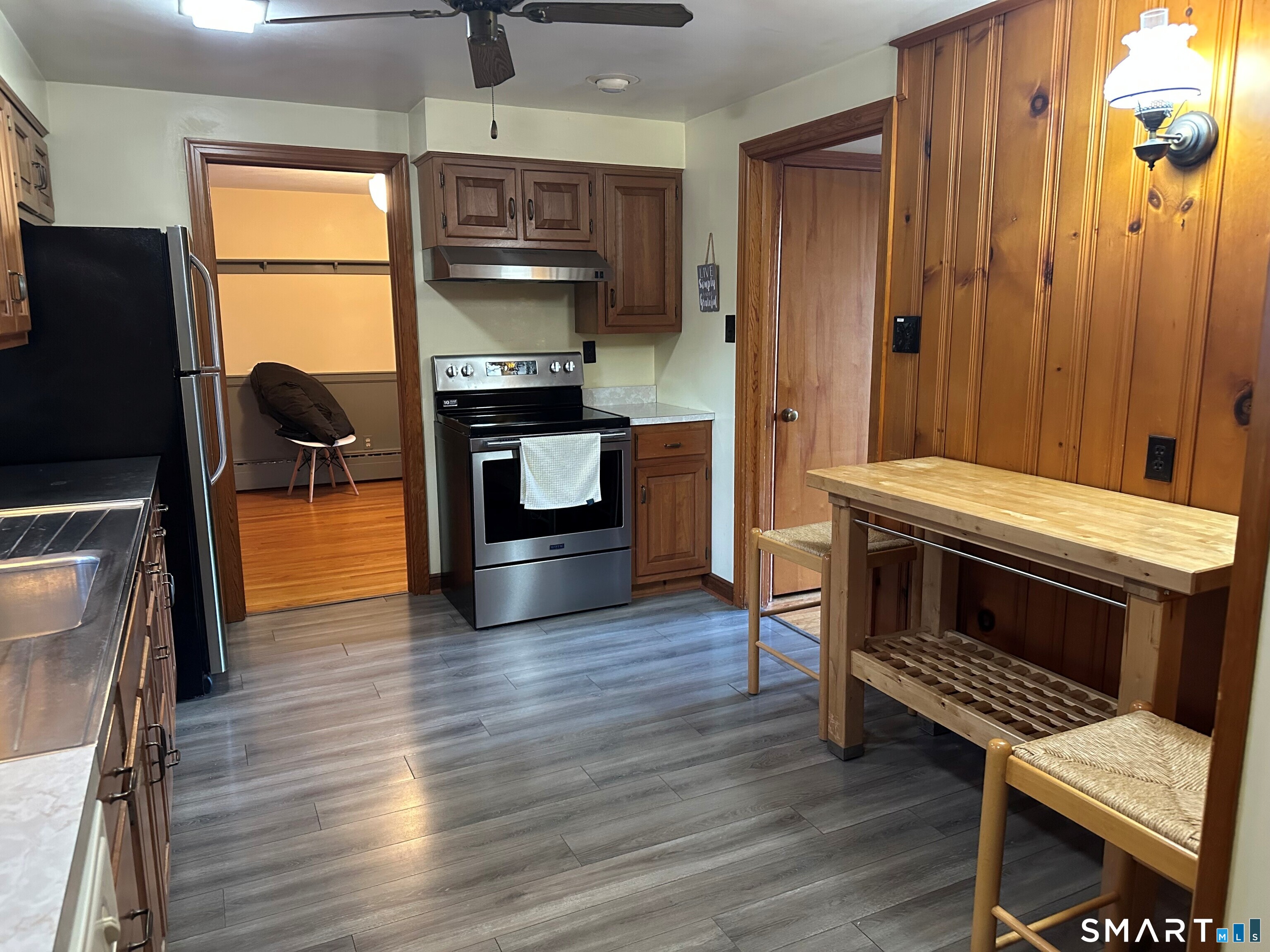 989 North Farms Road Wallingford, CT 06492 - Photo 8 of 28