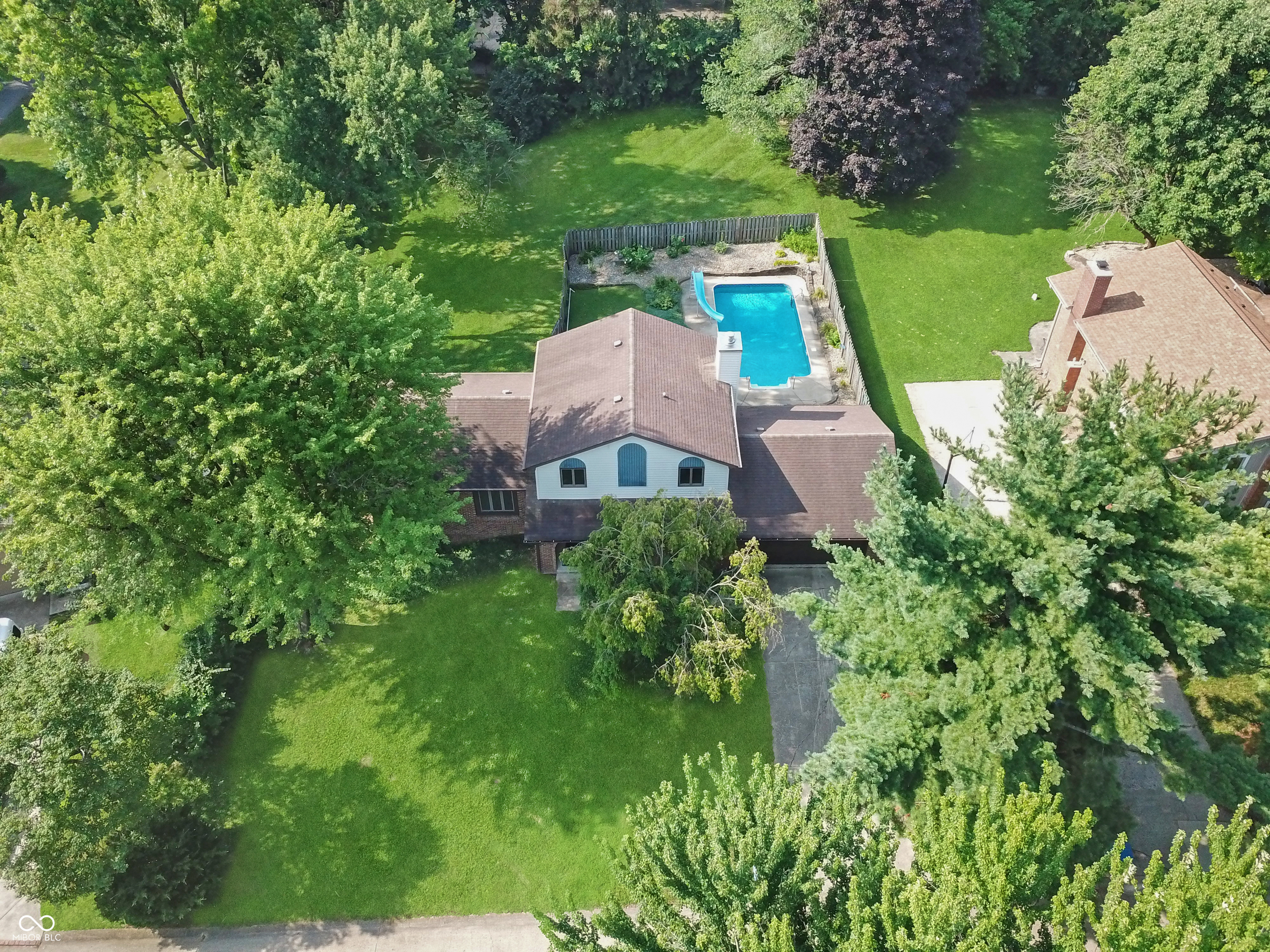 1637 Towe String Road Indianapolis, IN 46217 - Photo 1 of 54 Gallery Image 1