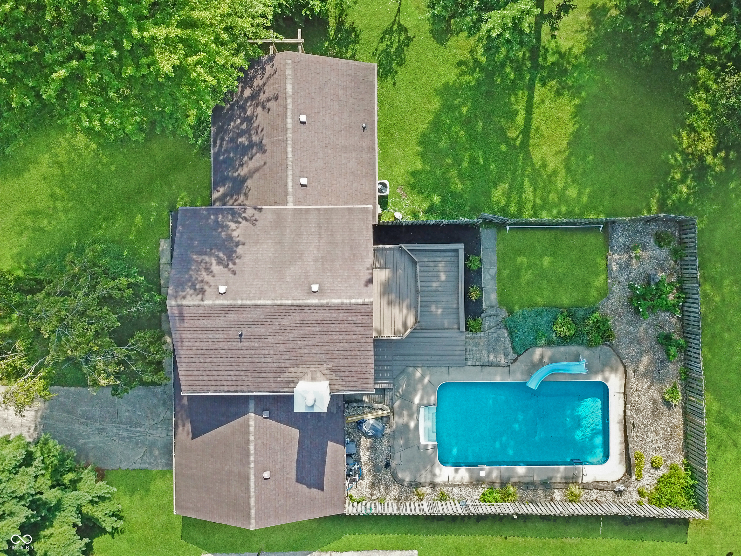 1637 Towe String Road Indianapolis, IN 46217 - Photo 47 of 54 Gallery Image 47