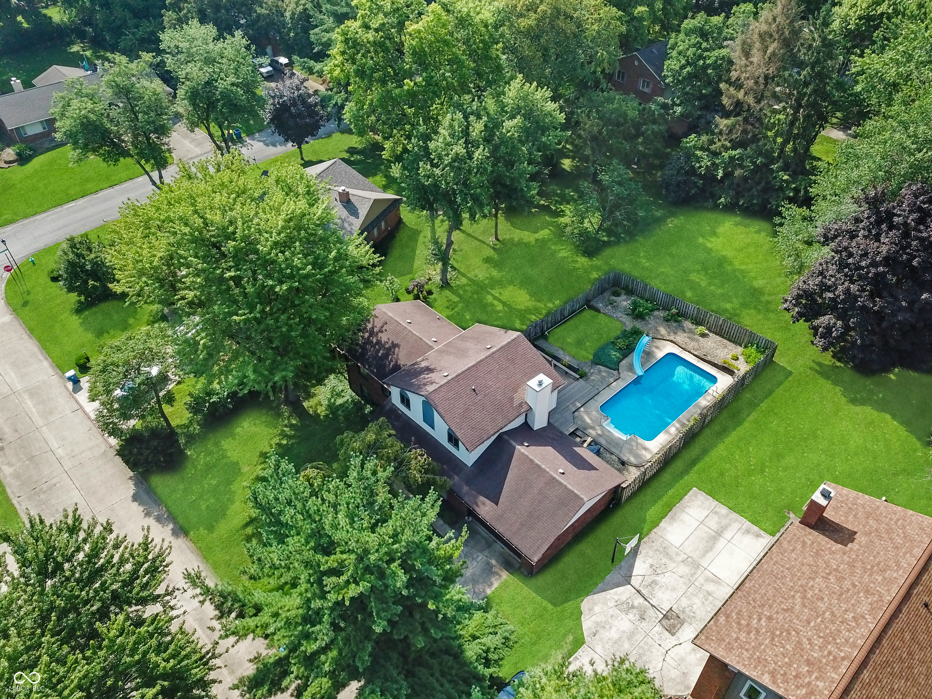 1637 Towe String Road Indianapolis, IN 46217 - Photo 48 of 54 Gallery Image 48