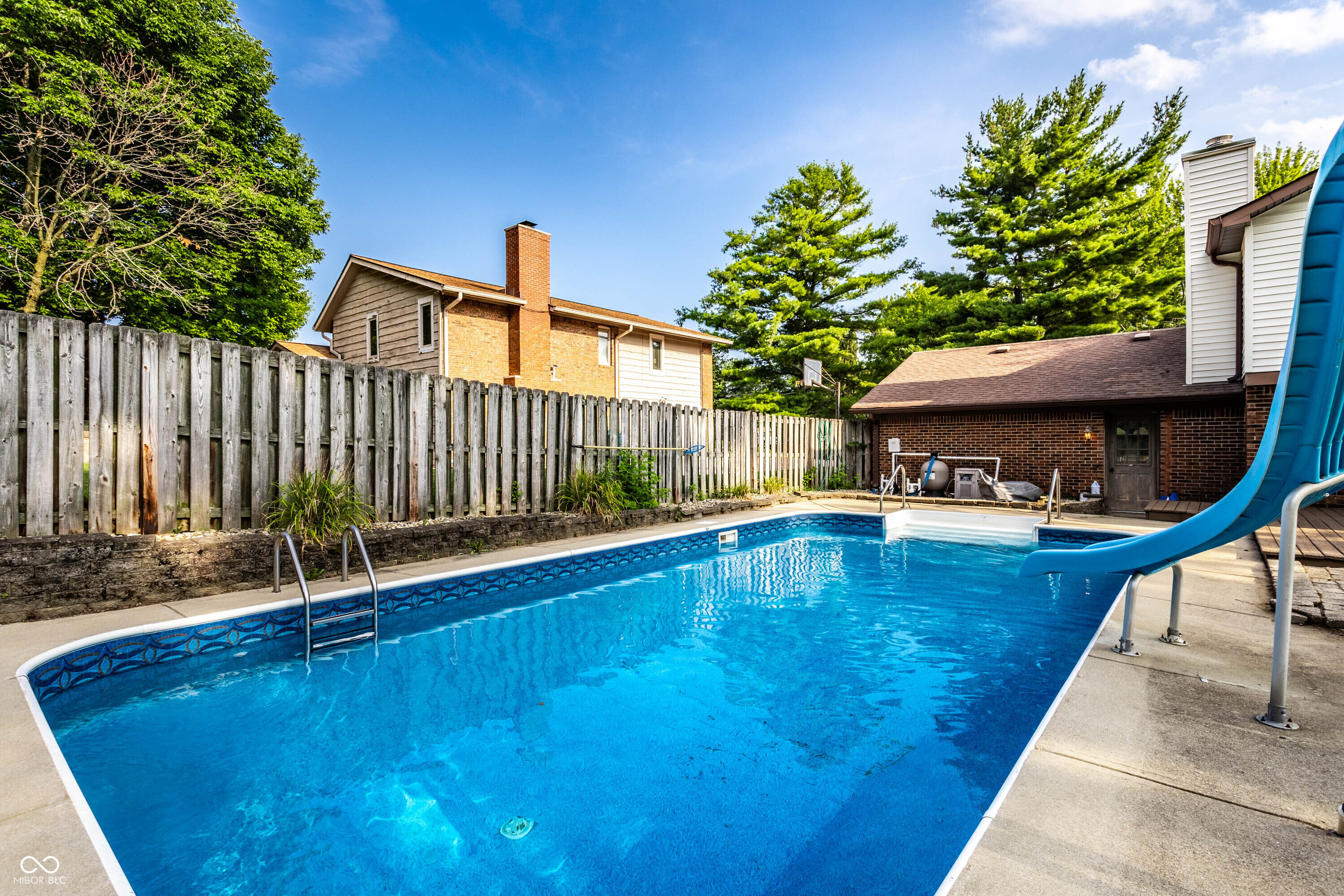 1637 Towe String Road Indianapolis, IN 46217 - Photo 50 of 54 Gallery Image 50