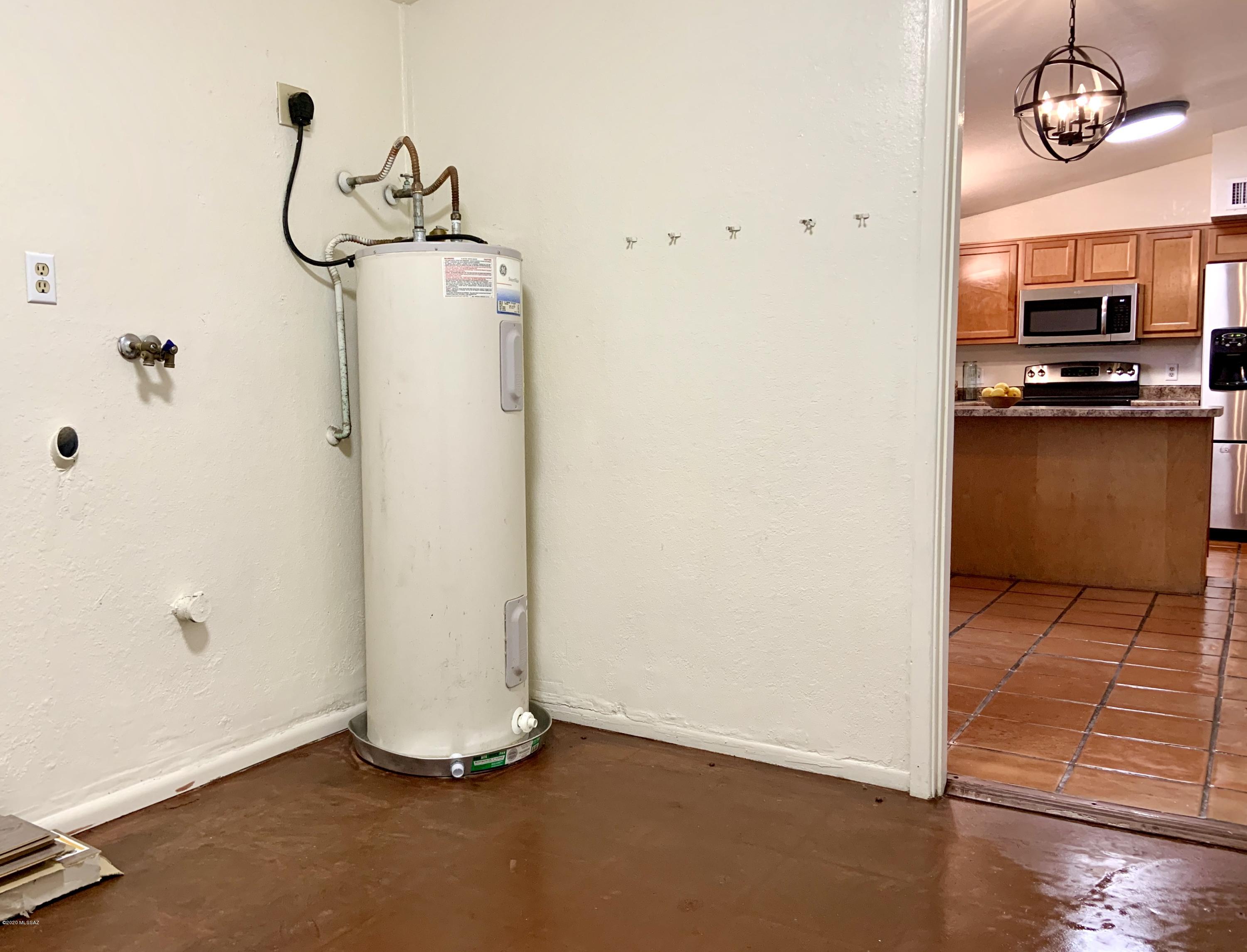 7500 North Rasmussen Avenue Tucson, AZ 85741 - Photo 28 of 36