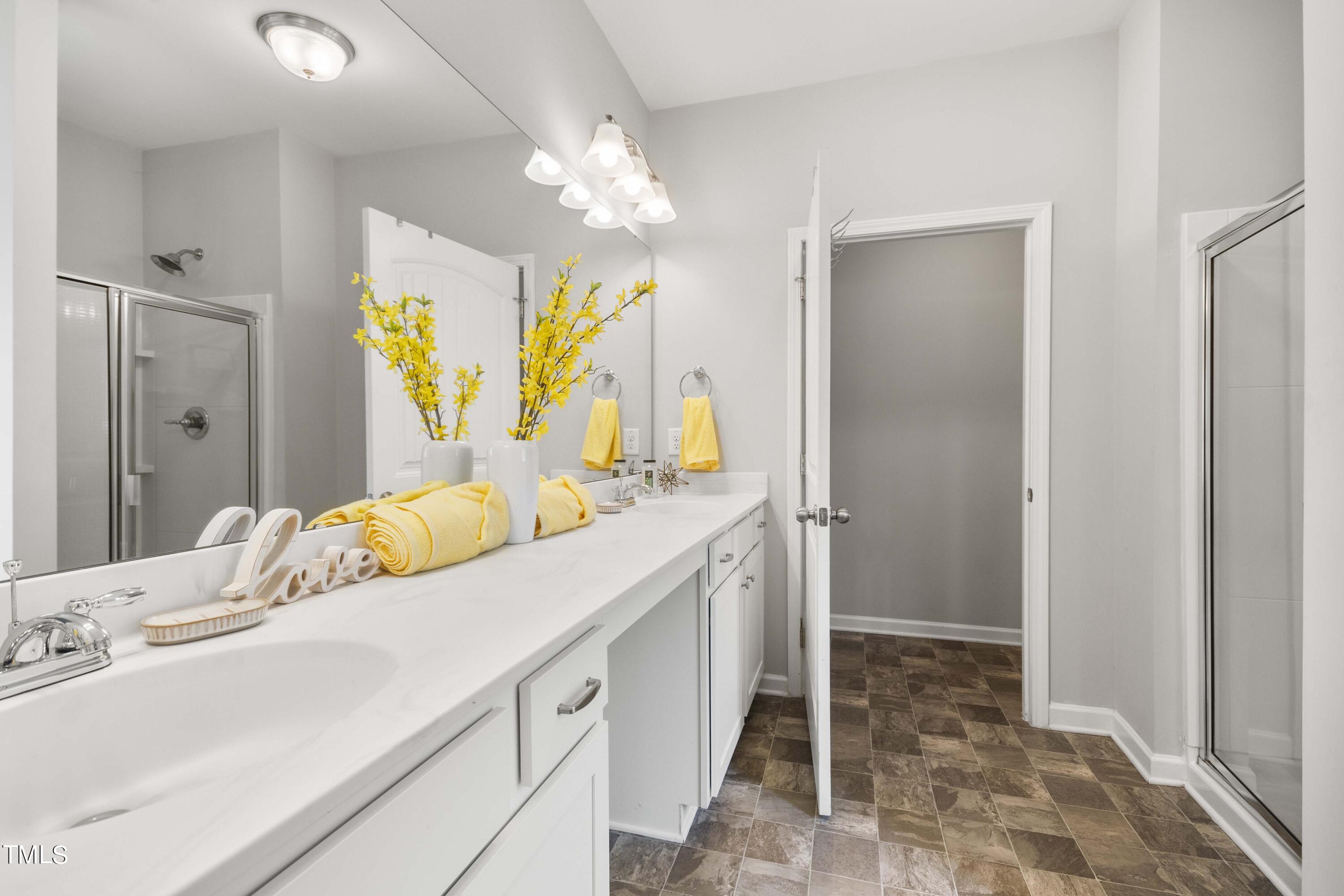 6802 Shane Drive Raleigh, NC 27610 - Photo 18 of 41 015a