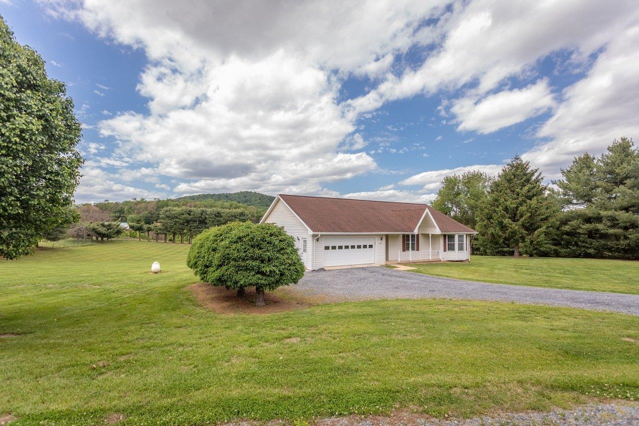 2220 Pine Woods Road Quicksburg, VA 22847 - Photo 8 of 75
