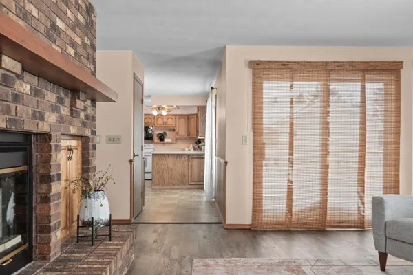 $335,000 | 924 South Kensington Drive, Appleton, WI 54915