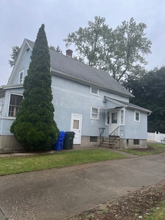 39 Athol Street Springfield, MA 01107 - Photo 2 of 3 Gallery Image 2