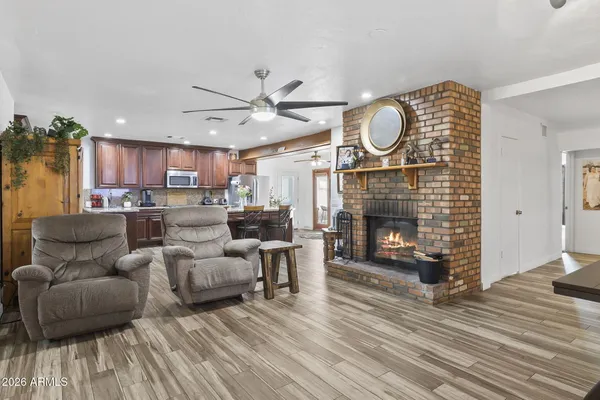 $749,500 | 1607 West Whitton Avenue, Phoenix, AZ 85015